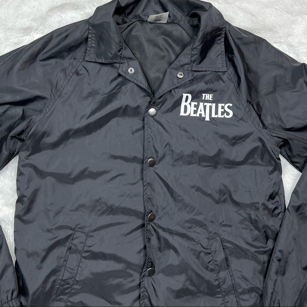 NWOT The Beatles Abbey Road Snap Down Windbreaker Jacket Black Unisex Sz S - Picture 3 of 10